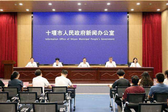 十堰最新新闻，城市中的温馨日常故事